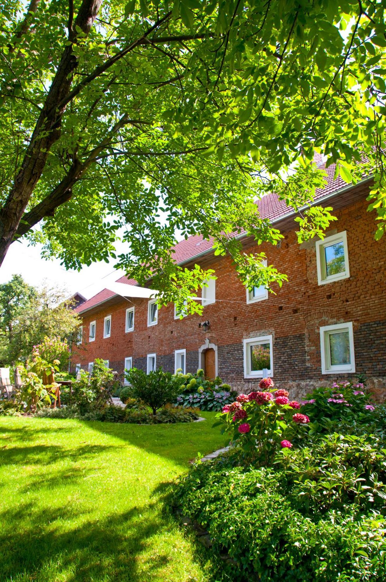 Brucknergut Hotel Ansfelden Exterior photo