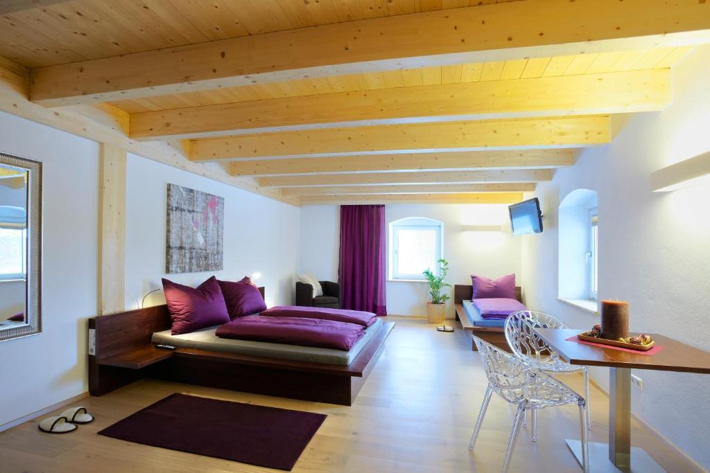 Brucknergut Hotel Ansfelden Room photo